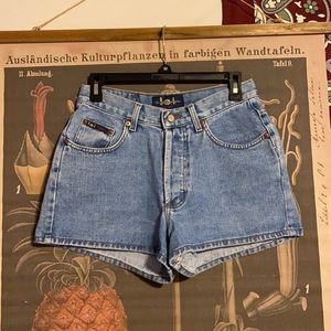 Vintage LEI jean shorts